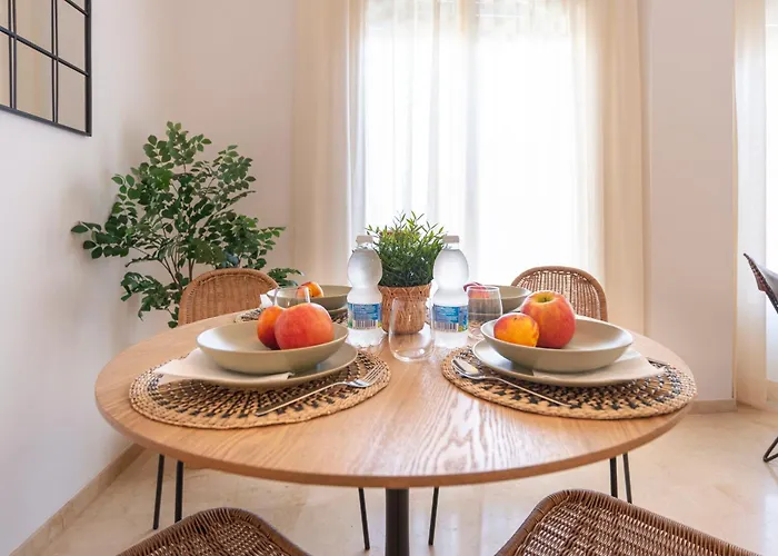 Apartment & Pool In Malaga City Center